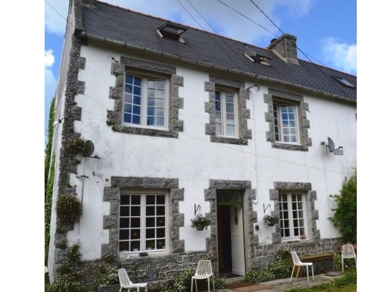 Maison 5 Pièces + Dépendances 29690 Berrien